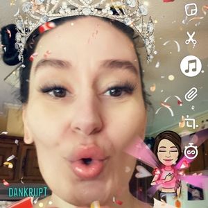 Meet your Posher, Shannon